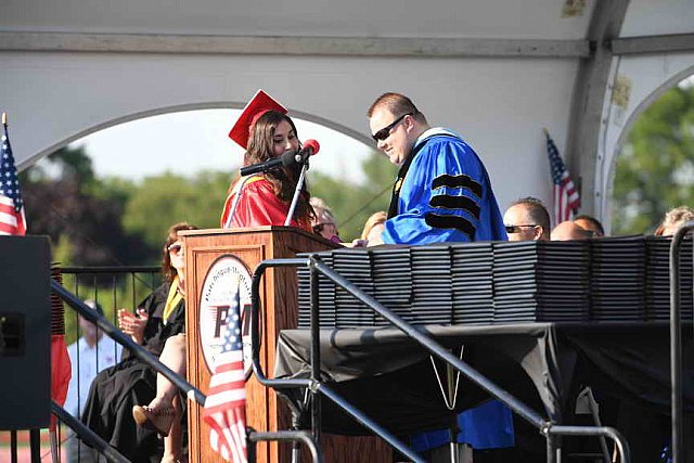 Pat-Med-Graduation-6-22-17-8654-DDeRosaPhoto