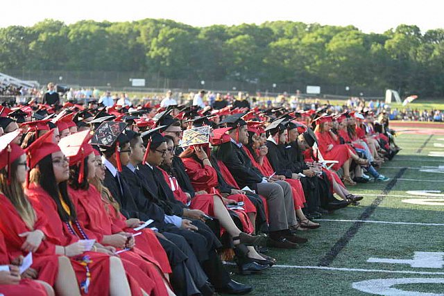 Pat-Med-Graduation-6-22-17-8728-DDeRosaPhoto