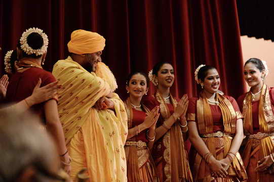 Gurudev-10-4-15-7763-DDeRosaPhoto