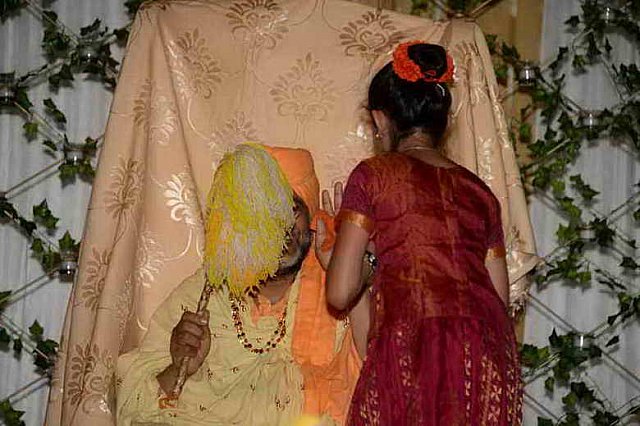 Gurudev-6-24-17-5704-DDeRosaPhoto