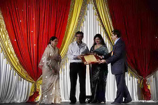 Gurudev1-7-11-14-6430-DDeRosaPhoto