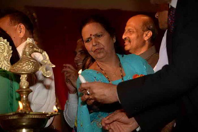 Gurudev2-7-11-14-2013-DDeRosaPhoto