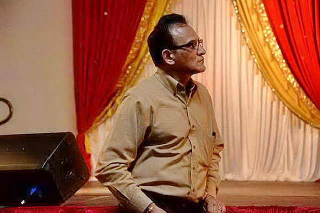 Gurudev2-7-11-14-2321-DDeRosaPhoto