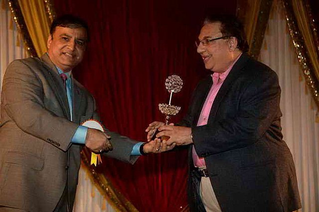 Gurudev2-7-11-14-2331-DDeRosaPhoto