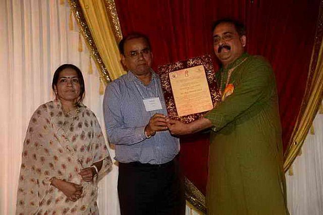 Gurudev2-7-11-14-2339-DDeRosaPhoto