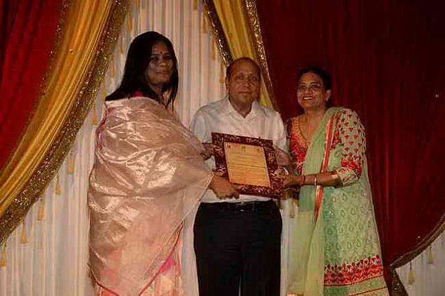 Gurudev2-7-11-14-2362-DDeRosaPhoto