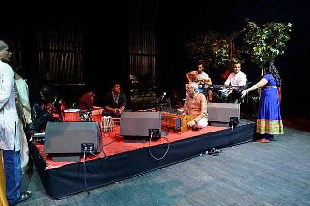 Gurudev2-7-12-14-2557-DDeRosaPhoto