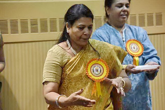 Gurudev1-7-11-14-5470-DDeRosaPhoto