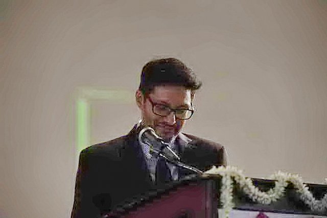 Gurudev1-7-11-14-5865-DDeRosaPhoto