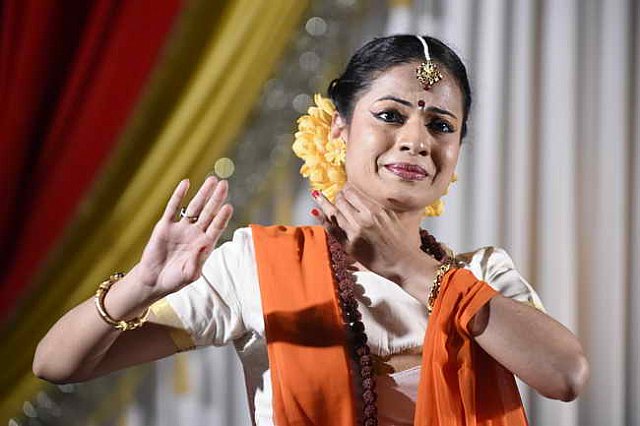 Gurudev1-7-11-14-6047-DDeRosaPhoto