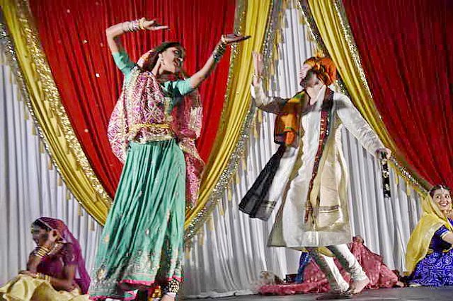 Gurudev1-7-11-14-6236-DDeRosaPhoto