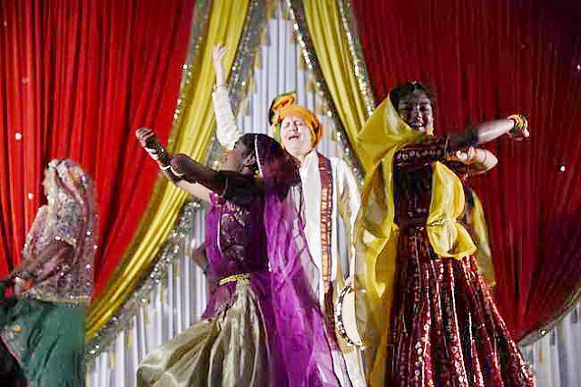 Gurudev1-7-11-14-6239-DDeRosaPhoto