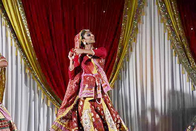 Gurudev1-7-11-14-6283-DDeRosaPhoto