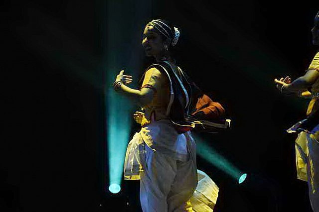 Gurudev1-7-12-14-8147-DDeRosaPhoto