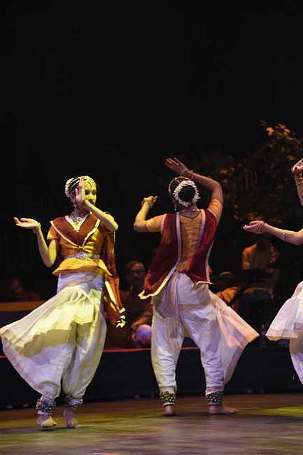 Gurudev1-7-12-14-8158-DDeRosaPhoto