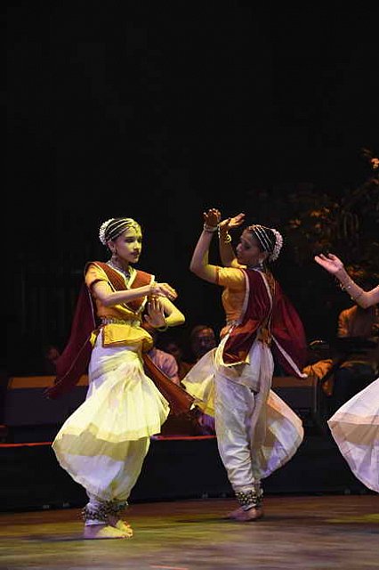 Gurudev1-7-12-14-8159-DDeRosaPhoto