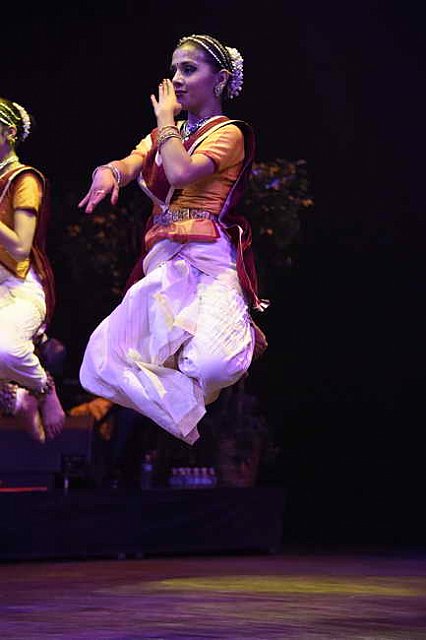 Gurudev1-7-12-14-8164-DDeRosaPhoto