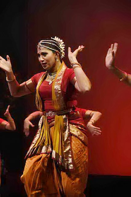 Gurudev1-7-12-14-8325-DDeRosaPhoto