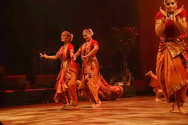 Gurudev1-7-12-14-8332-DDeRosaPhoto