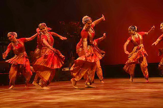 Gurudev1-7-12-14-8339-DDeRosaPhoto