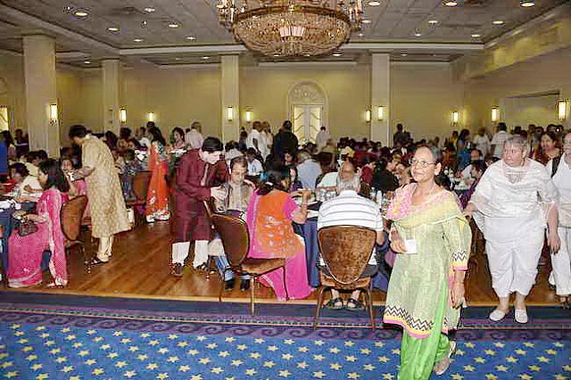 Gurudev1-7-12-14-7594-DDeRosaPhoto