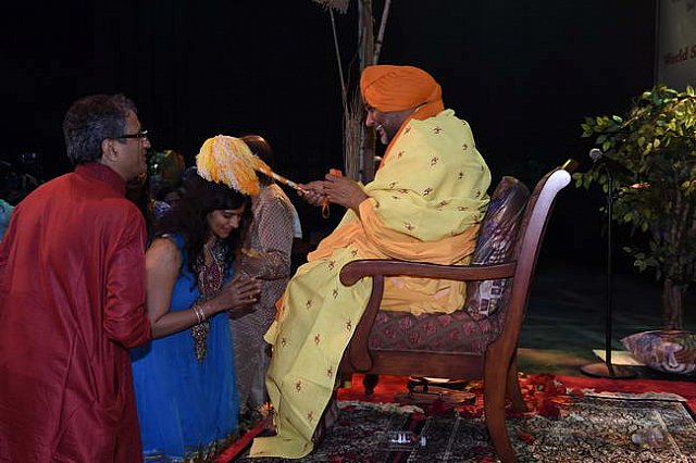 Gurudev1-7-12-14-8681-DDeRosaPhoto