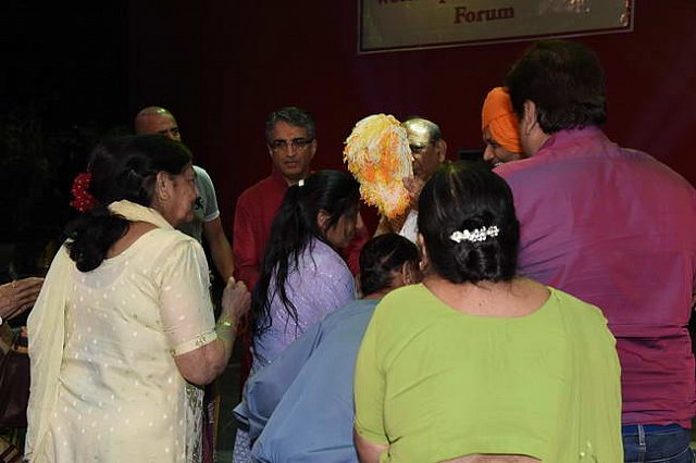 Gurudev1-7-12-14-8716-DDeRosaPhoto