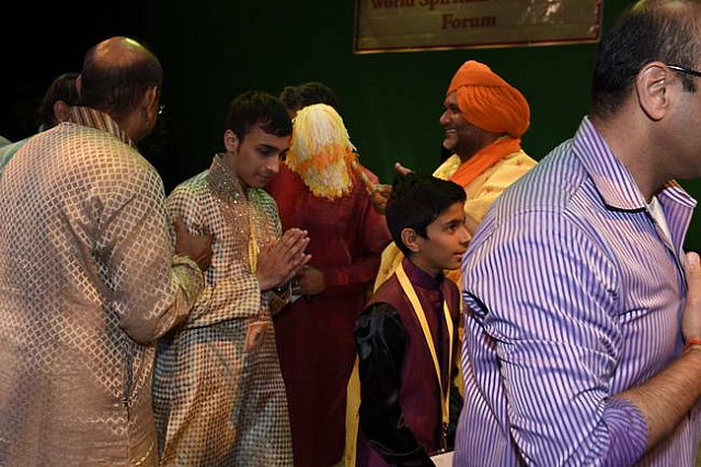 Gurudev1-7-12-14-8768-DDeRosaPhoto