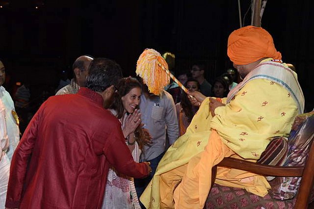 Gurudev1-7-12-14-8985-DDeRosaPhoto