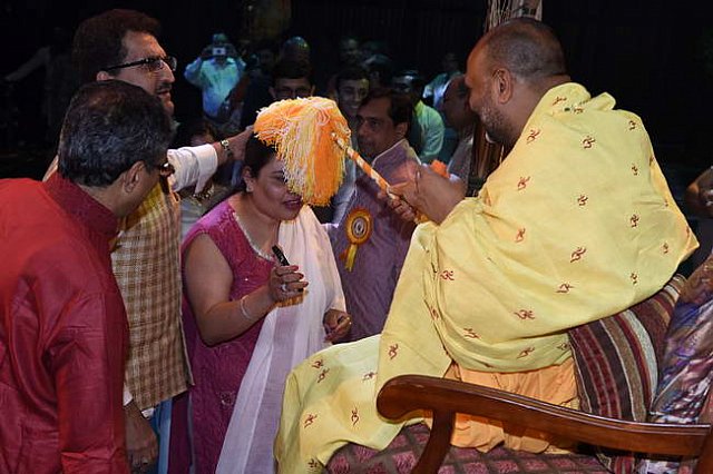 Gurudev1-7-12-14-9518-DDeRosaPhoto