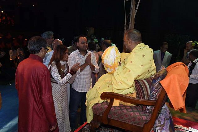 Gurudev1-7-12-14-9549-DDeRosaPhoto