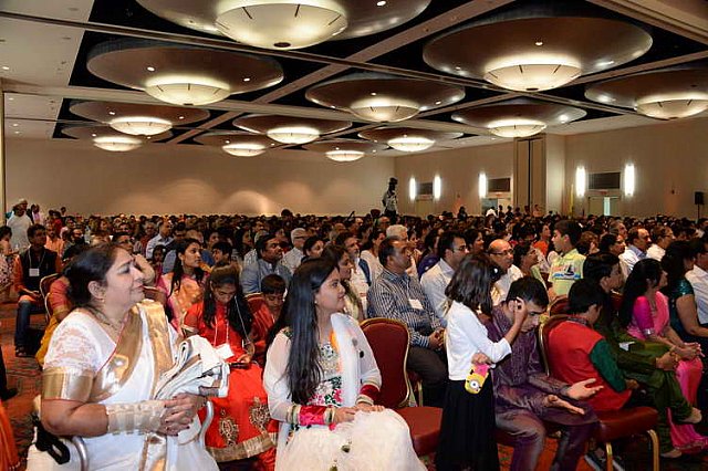 Gurudev2-7-11-14-2138-DDeRosaPhoto