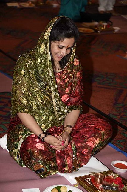 Gurudev1-7-12-14-6776-DDeRosaPhoto