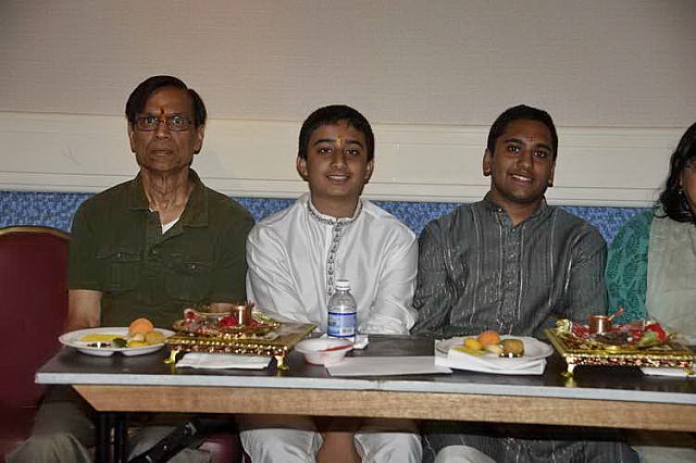 Gurudev1-7-12-14-6875-DDeRosaPhoto