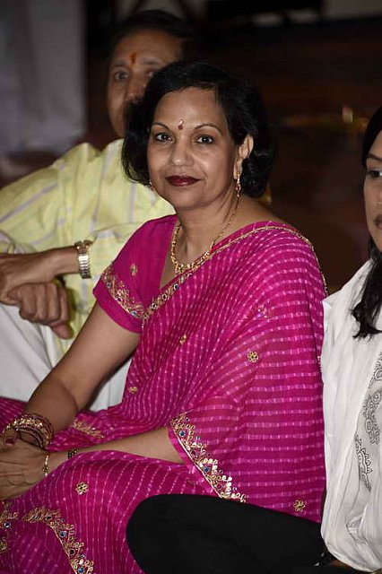 Gurudev1-7-12-14-6925-DDeRosaPhoto