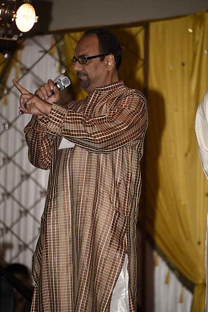 Gurudev1-7-12-14-7005-DDeRosaPhoto