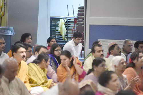 Gurudev1-7-12-14-7123-DDeRosaPhoto