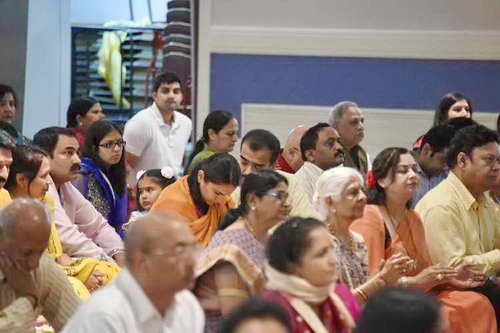 Gurudev1-7-12-14-7142-DDeRosaPhoto