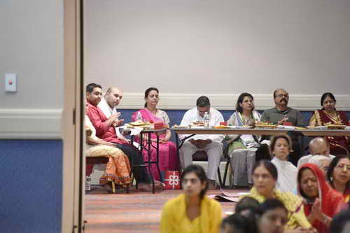 Gurudev1-7-12-14-7166-DDeRosaPhoto