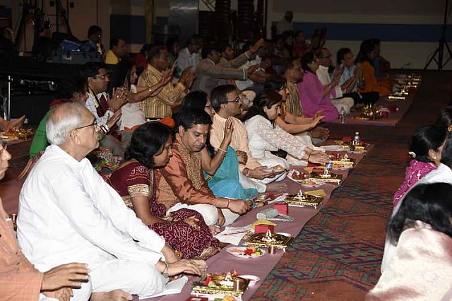 Gurudev1-7-12-14-7307-DDeRosaPhoto