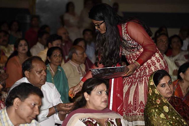 Gurudev1-7-12-14-7326-DDeRosaPhoto