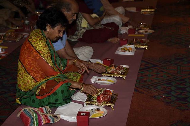 Gurudev1-7-12-14-7340-DDeRosaPhoto