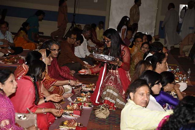 Gurudev1-7-12-14-7394-DDeRosaPhoto