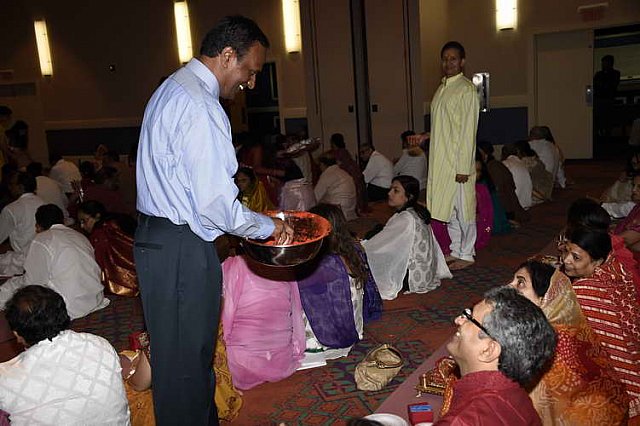 Gurudev1-7-12-14-7403-DDeRosaPhoto