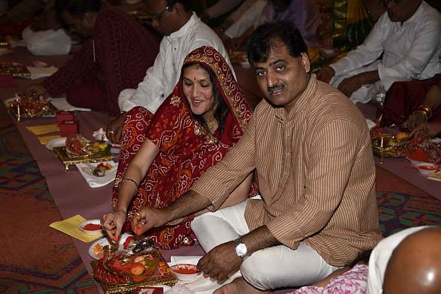 Gurudev1-7-12-14-7414-DDeRosaPhoto