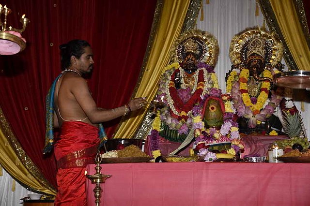 Gurudev1-7-12-14-7499-DDeRosaPhoto