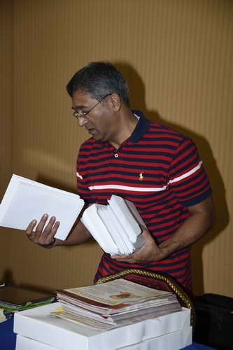 Gurudev1-7-12-14-6705-DDeRosaPhoto