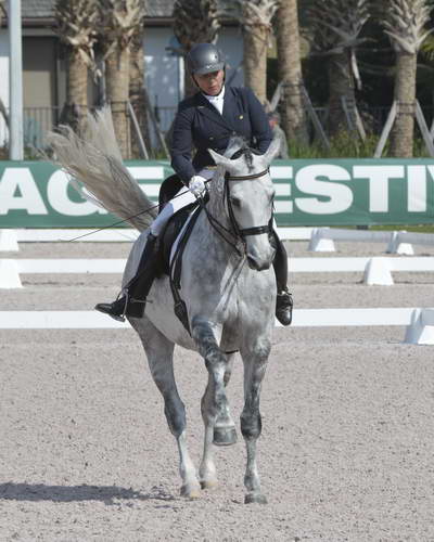 HHB-3-16-13-FL-03331-EviStrasser-RenaissanceTyme-CAN-DDeRosaPhoto - Copy