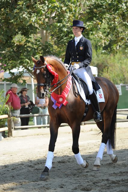 DSEL-62808-688-CourtneyKing-Idocus-DeRosaPhoto