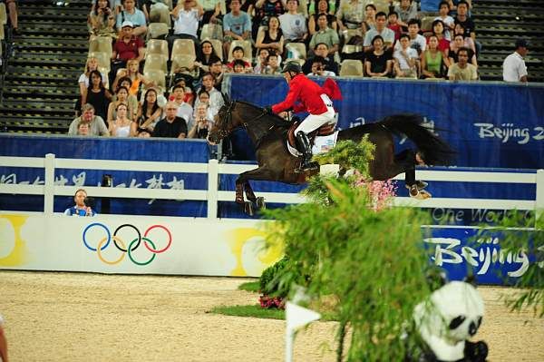 HKSJ-8-17-08-1127-WillSimpson-CarlssonVomDach-DeRosaPhoto